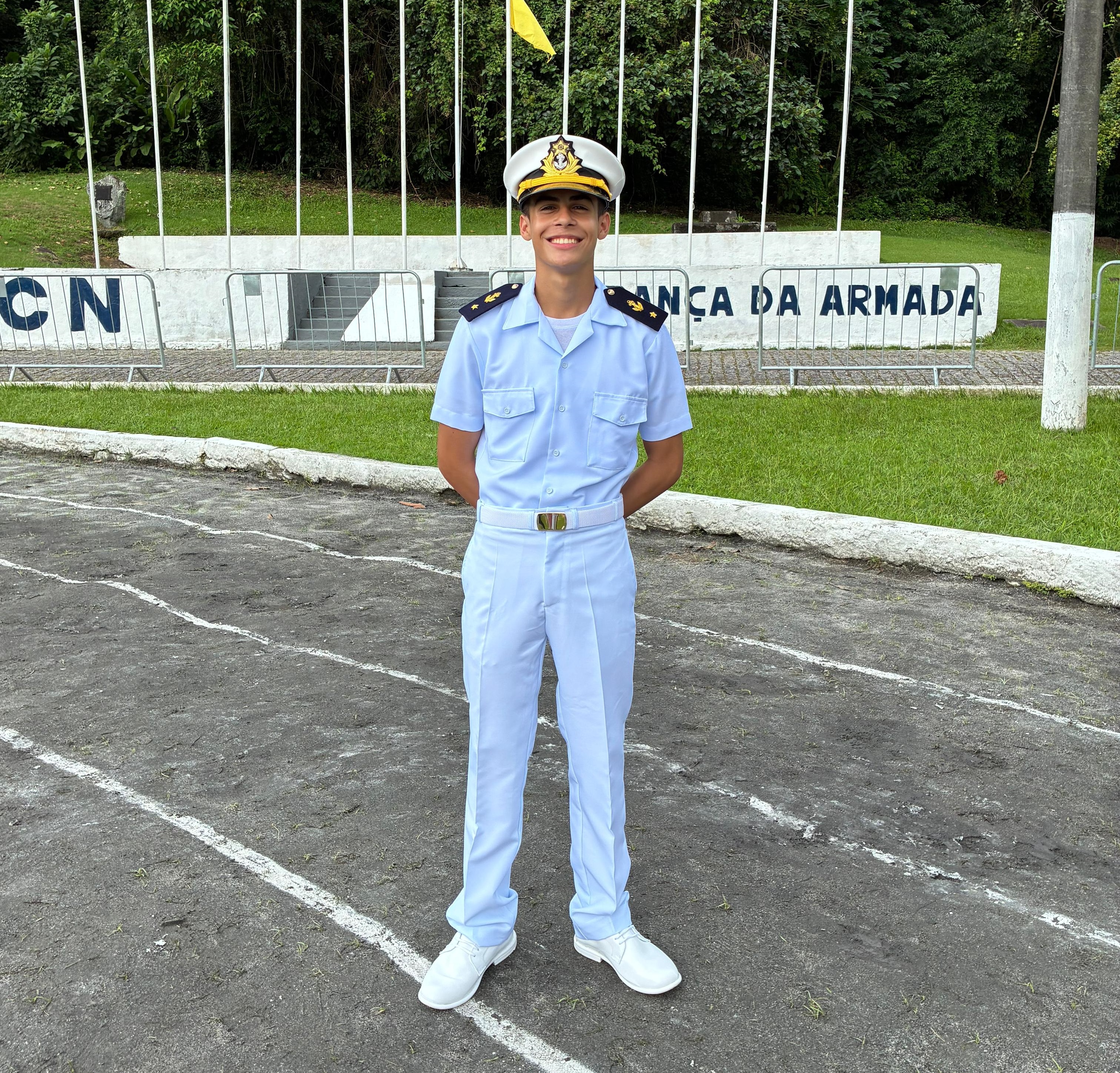 ENZO DE FARIA AZEVEDO